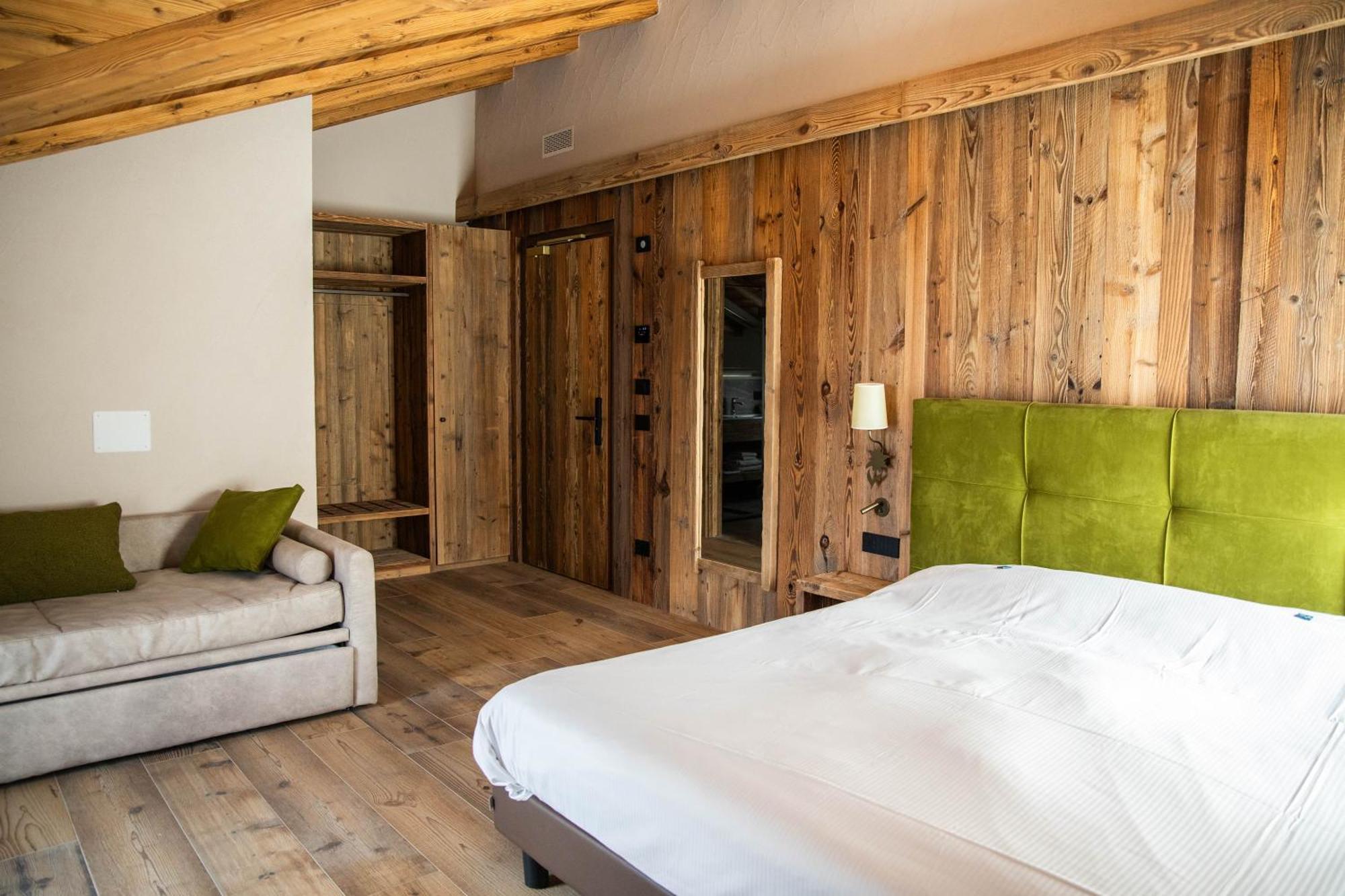 Hotel La Montanina Livigno Exteriör bild