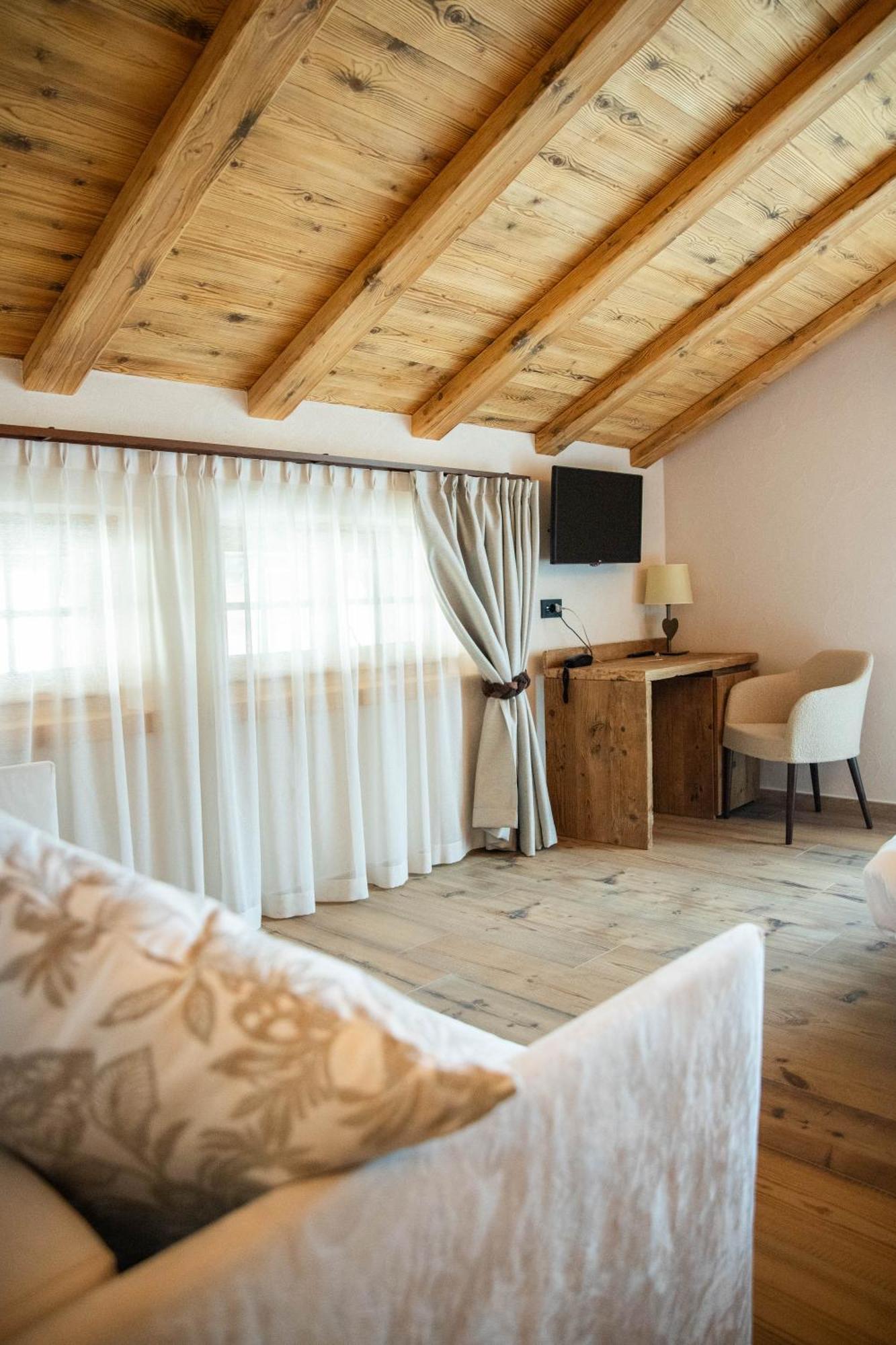 Hotel La Montanina Livigno Exteriör bild