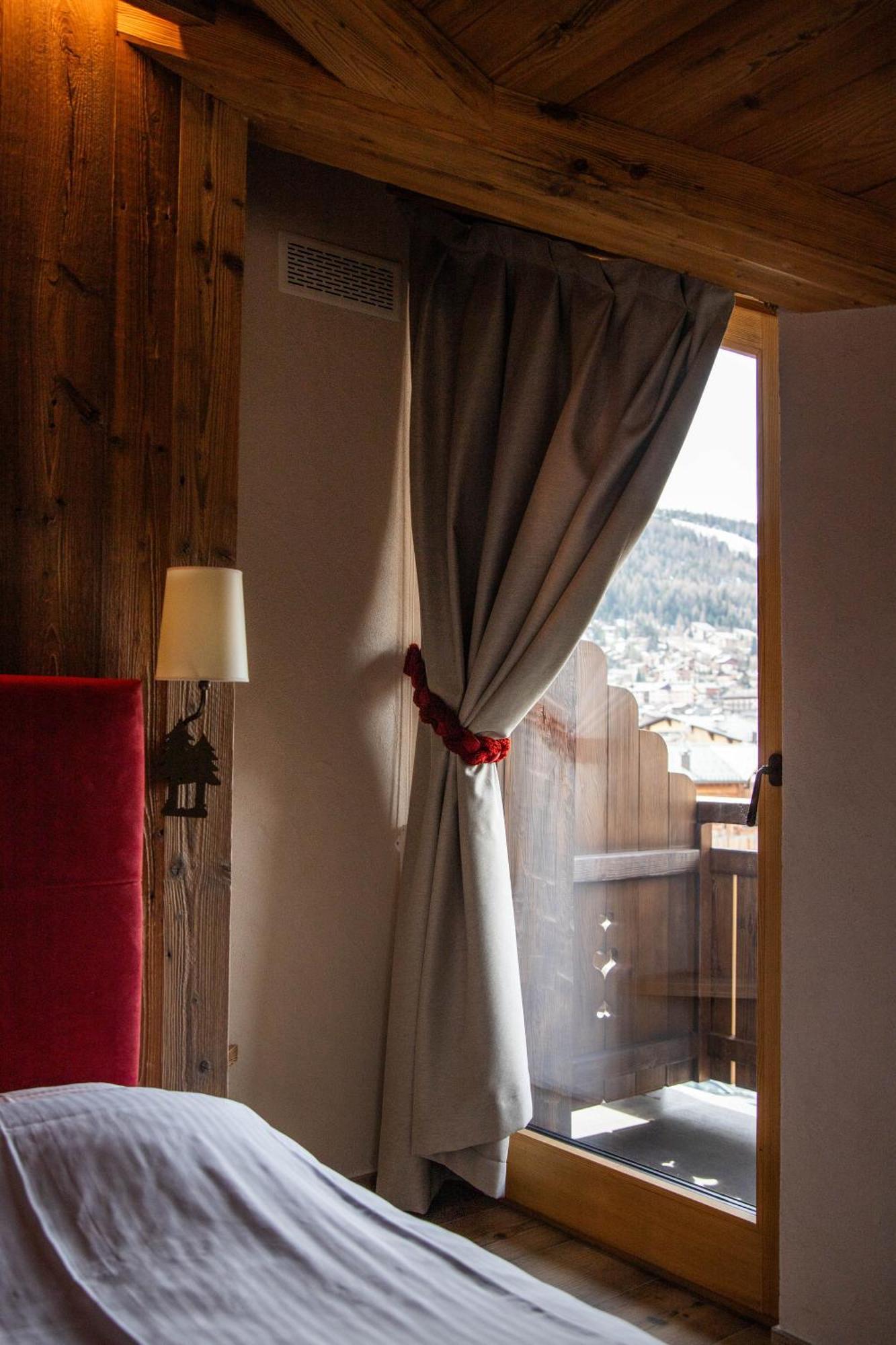 Hotel La Montanina Livigno Exteriör bild