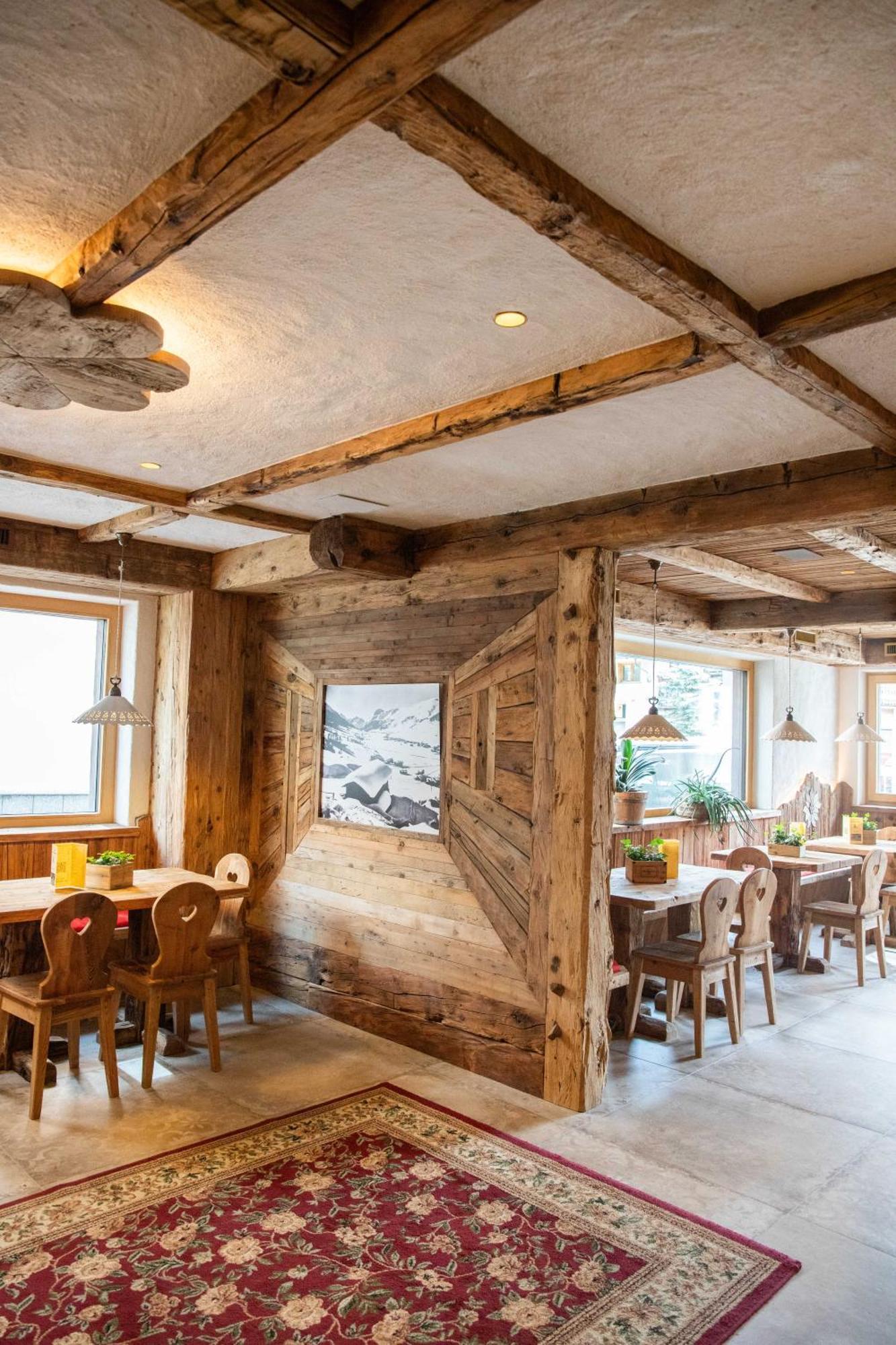 Hotel La Montanina Livigno Exteriör bild