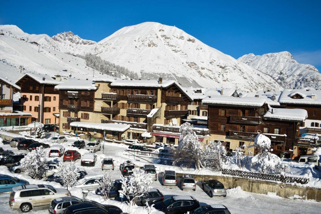 Hotel La Montanina Livigno Exteriör bild