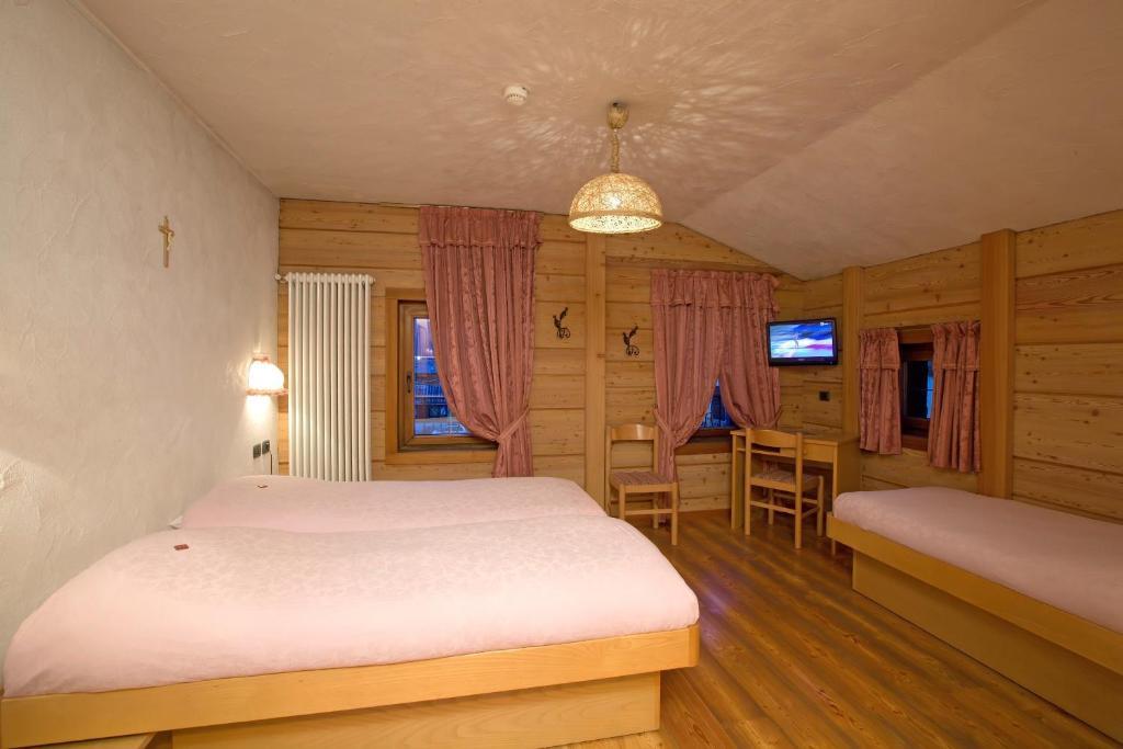 Hotel La Montanina Livigno Rum bild